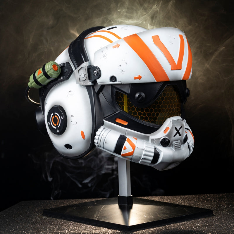 Titanfall 2 Viper Pilot Damaged Resin Helmet Props Halloween
